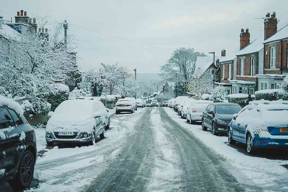 White Christmas in the UK Unlikely Amid Mild Forecasts featured image